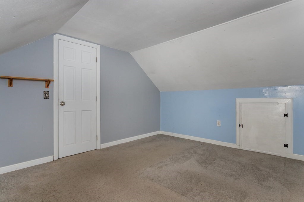11 Gloria Road Randolph, MA 02368 - Photo 18 of 29 Gallery Image 18