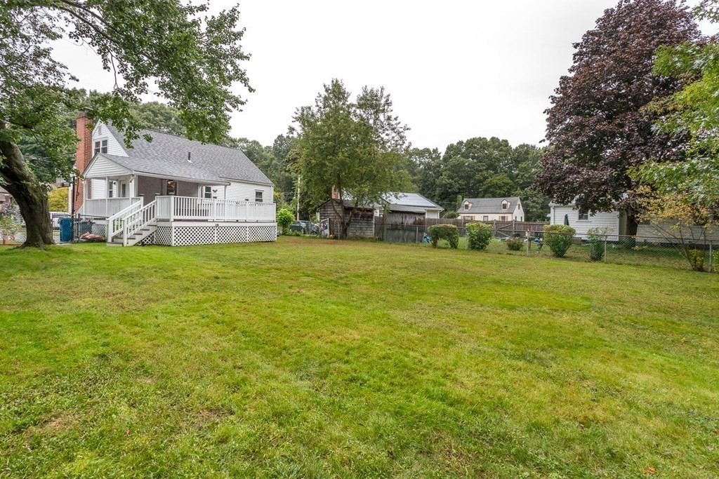 11 Gloria Road Randolph, MA 02368 - Photo 23 of 29 Gallery Image 23