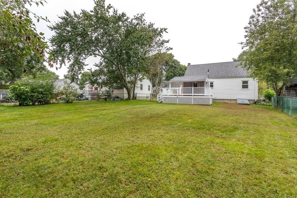 11 Gloria Road Randolph, MA 02368 - Photo 24 of 29 Gallery Image 24