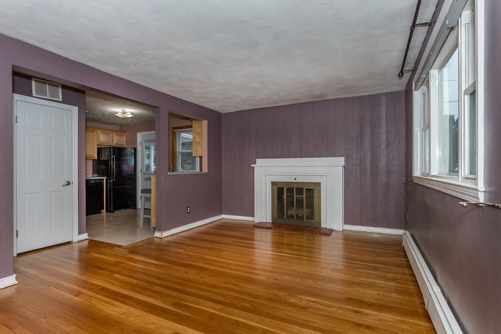 11 Gloria Road Randolph, MA 02368 - Photo 6 of 29 Gallery Image 6
