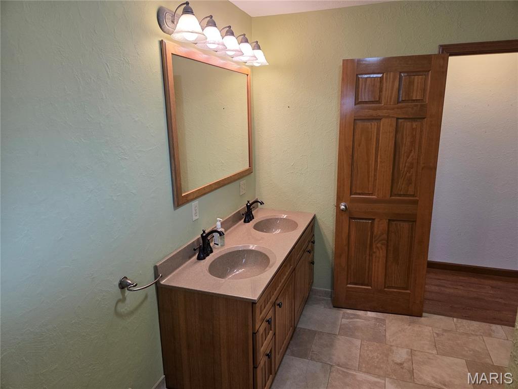 812 Butler Street Tilden, IL 62292 - Photo 29 of 48