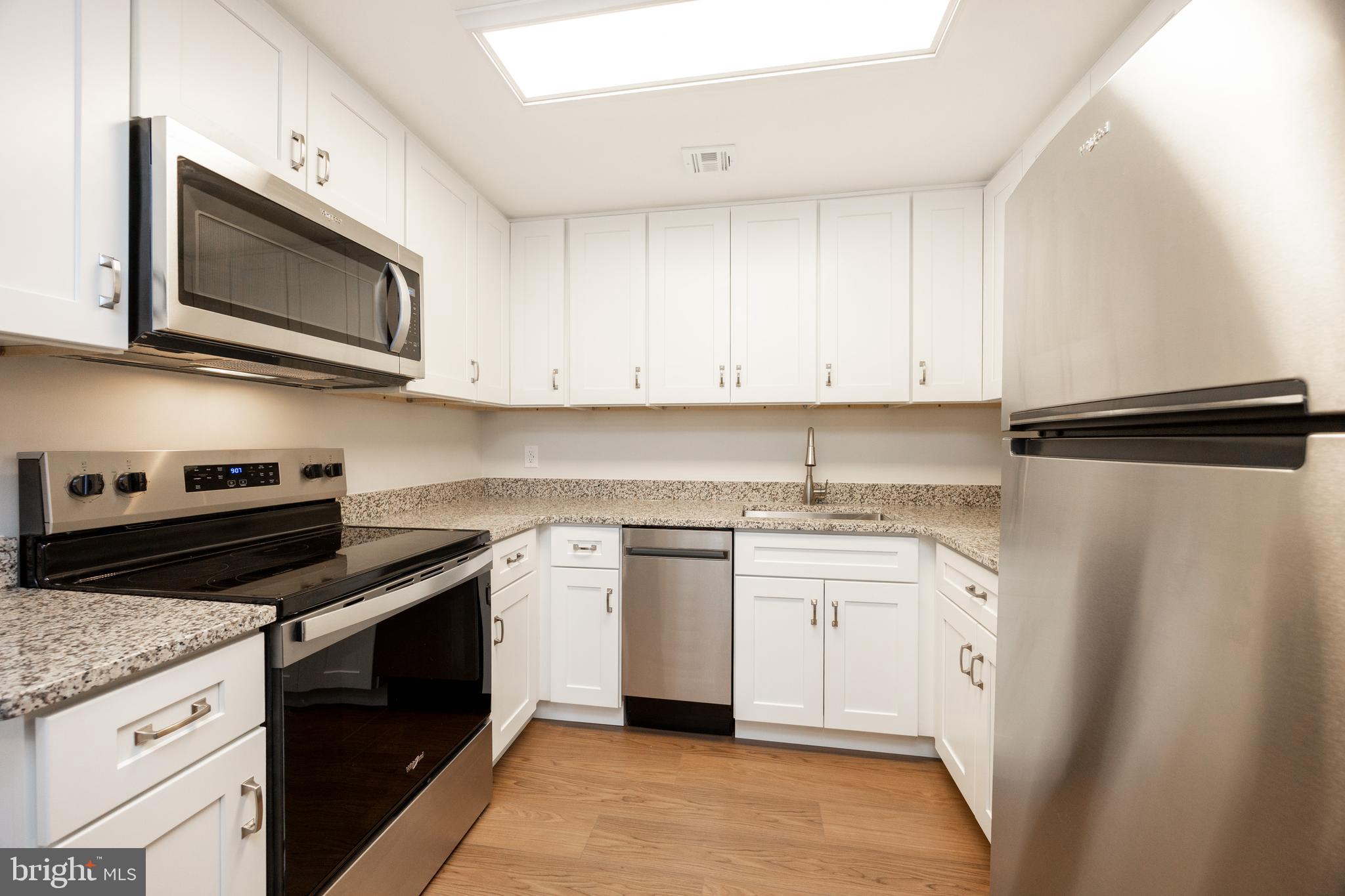 3183 Main Street, Unit 2 Green Lane, PA 18054 - Photo 5 of 25 Kitchen