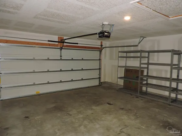 $2,100 | 5427 Peach Drive, Pace, FL 32571