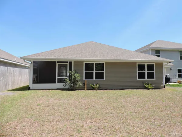 $2,100 | 5427 Peach Drive, Pace, FL 32571