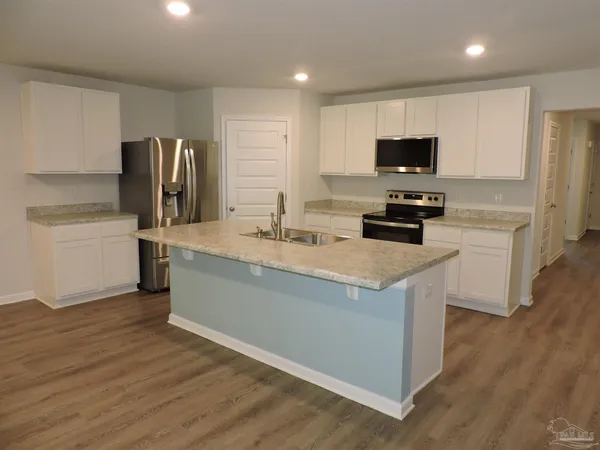$2,100 | 5427 Peach Drive, Pace, FL 32571