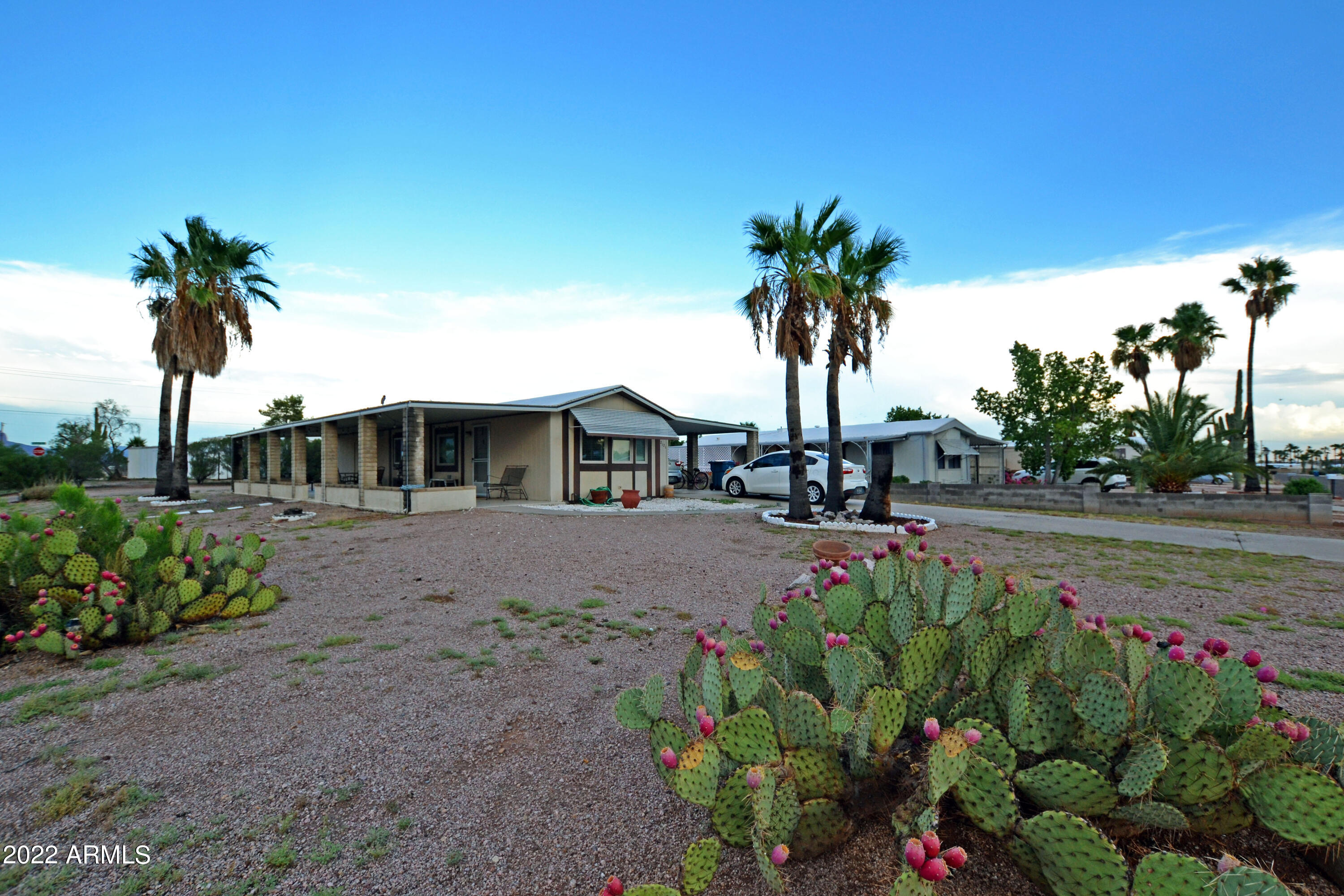 2121 South Descanso Road Apache Junction, AZ 85119 - Photo 1 of 16 Descanso