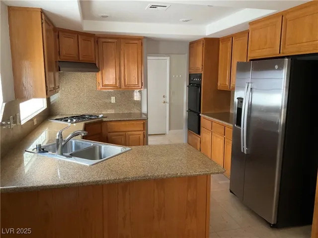 $1,850 | 3363 Canoe Cove Court, Las Vegas, NV 89117