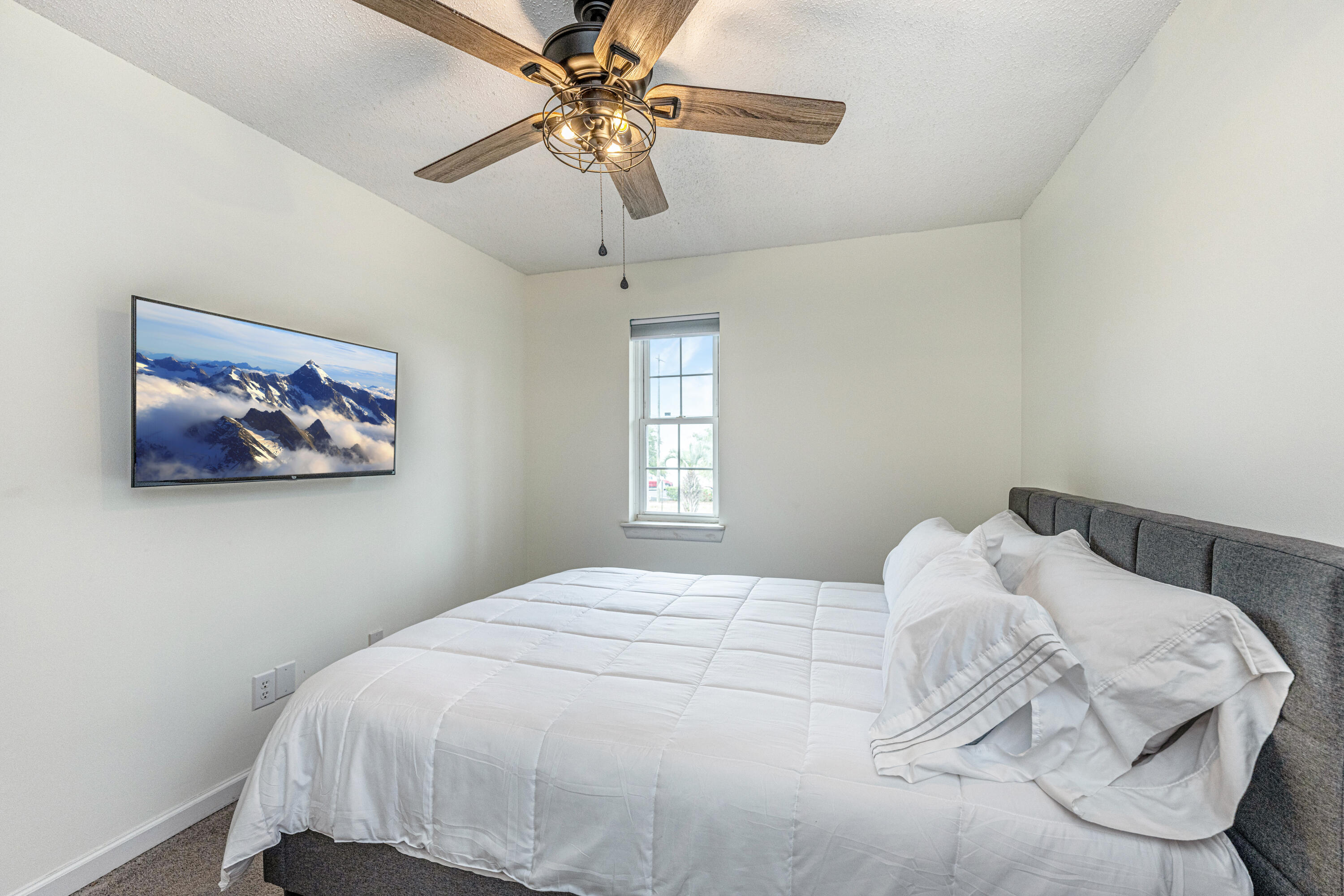 21 Rivers Point Row, Unit 4E Charleston, SC 29412 - Photo 13 of 26 21RiverPointRowUnit4E016