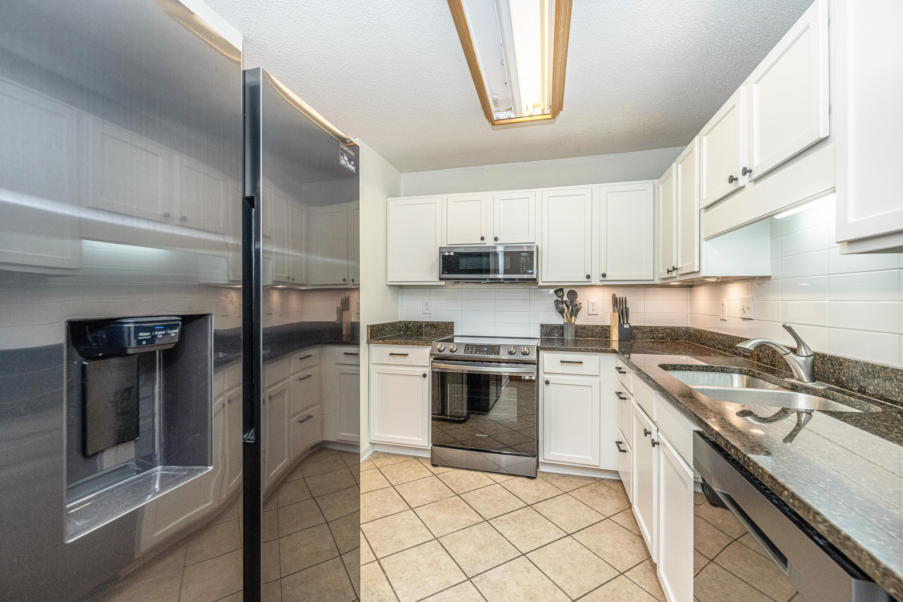 21 Rivers Point Row, Unit 4E Charleston, SC 29412 - Photo 10 of 26 21RiverPointRowUnit4E014