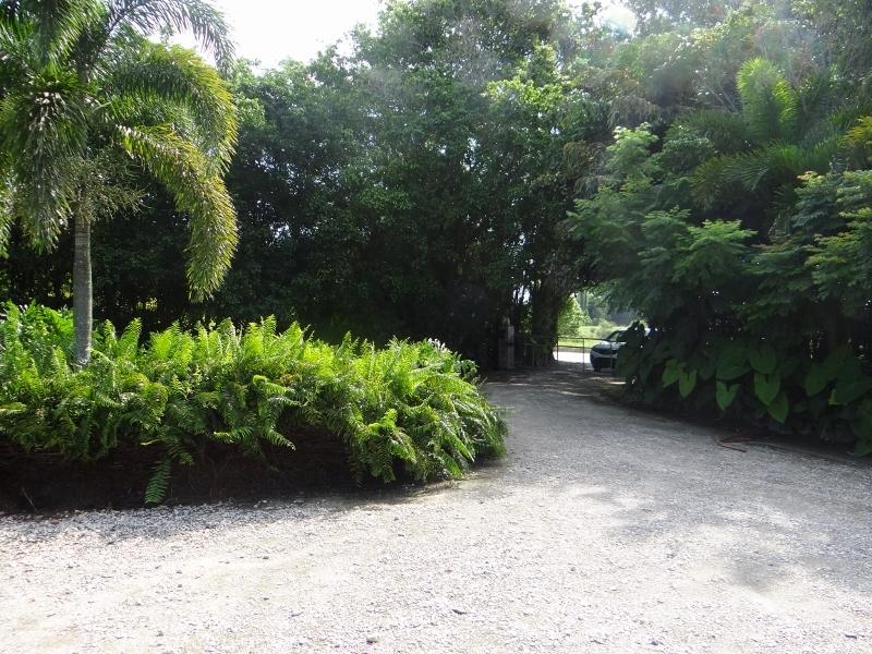 12789 Compton Road Loxahatchee, FL 33470 - Photo 7 of 54 DSC04967 (800x600) (800x600)