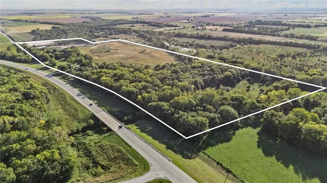 $749,000 | 1252 Highway 59, Princeton, KS 66078