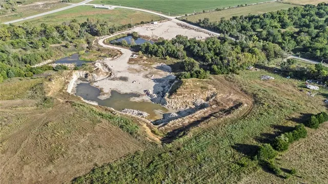 $749,000 | 1252 Highway 59, Princeton, KS 66078