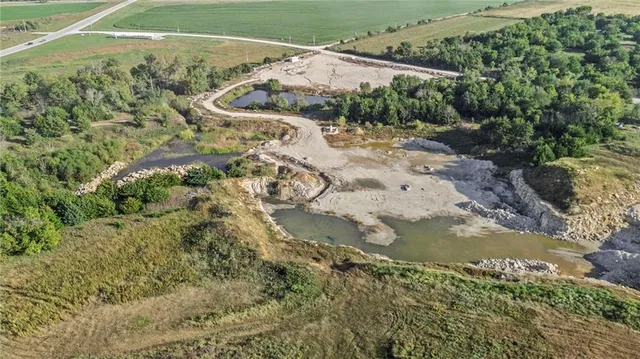 $749,000 | 1252 Highway 59, Princeton, KS 66078