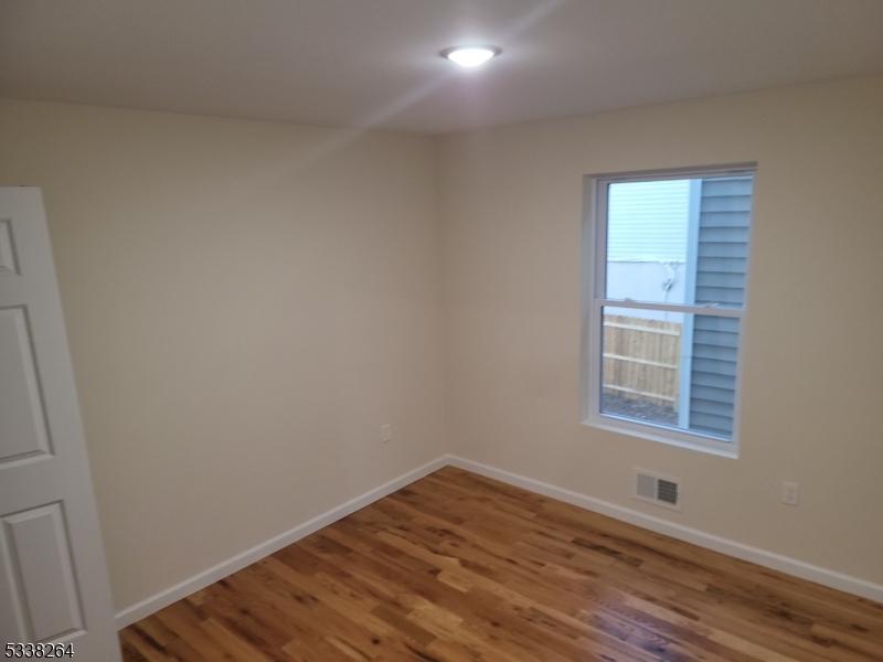 487 South 18th Street, Unit 2 Newark, NJ 07103 - Photo 14 of 24