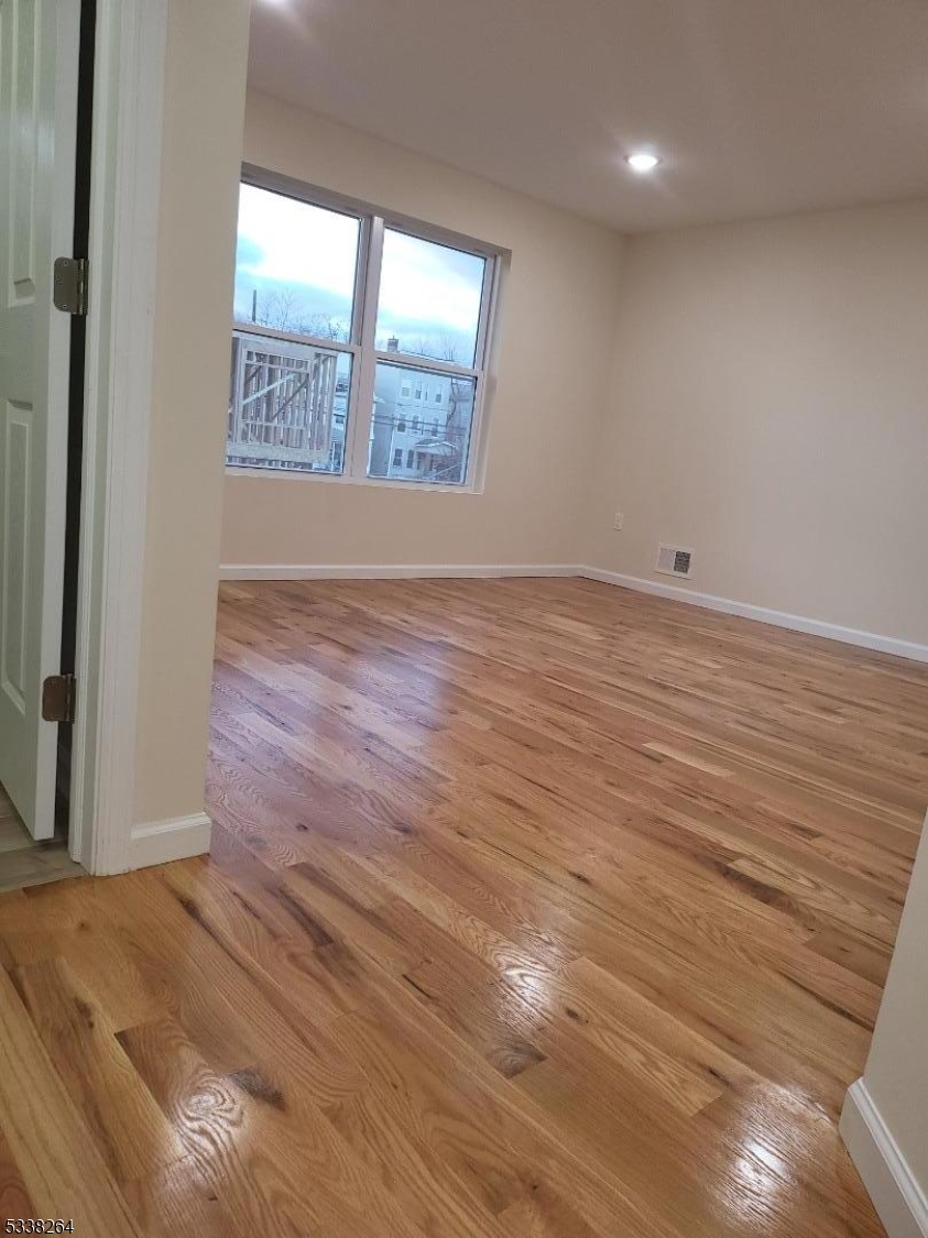 487 South 18th Street, Unit 2 Newark, NJ 07103 - Photo 18 of 24