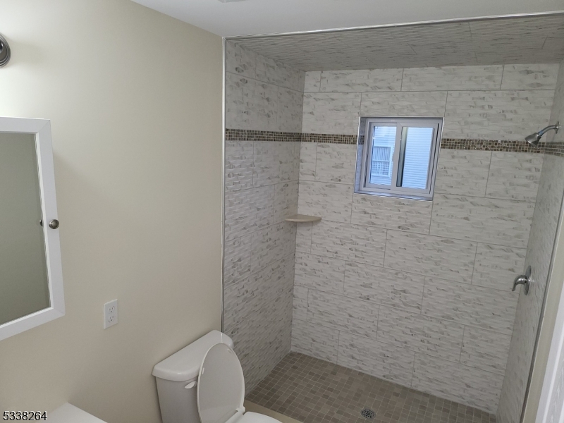 487 South 18th Street, Unit 2 Newark, NJ 07103 - Photo 21 of 24
