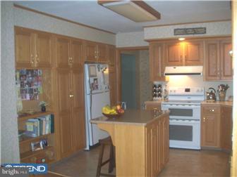 2607 Pheasant Run Spring City, PA 19475 - Photo 10 of 11 Gallery Image 10