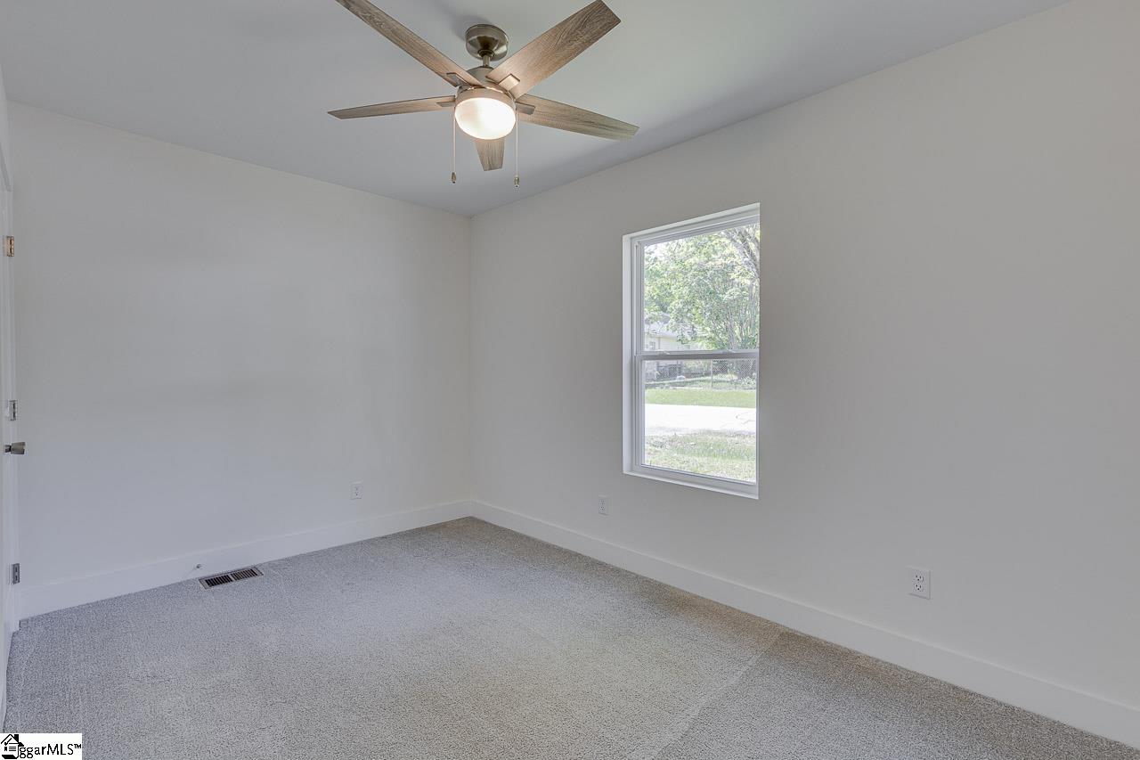 36 Jamison Street Greenville, SC 29611 - Photo 12 of 28 Gallery Image 12