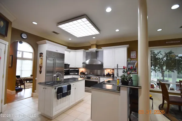 $450,000 | 701 Olivia Street, Greenwood, MS 38930