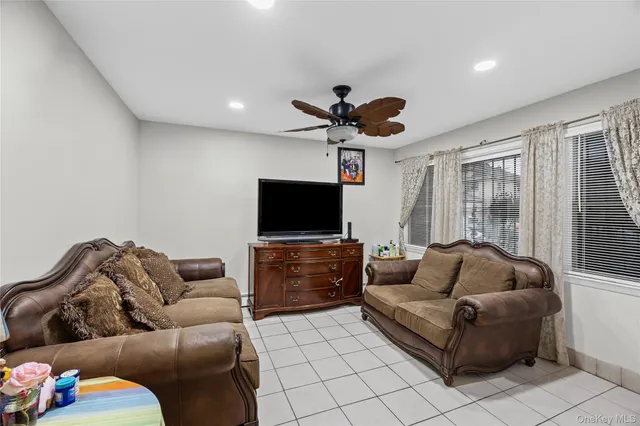 $599,999 | 79 Union Place, Hempstead, NY 11550