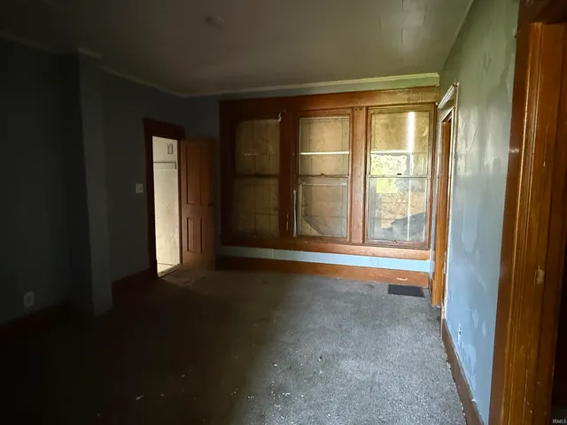 $64,900 | 215 West 7th Street, Marion, IN 46953