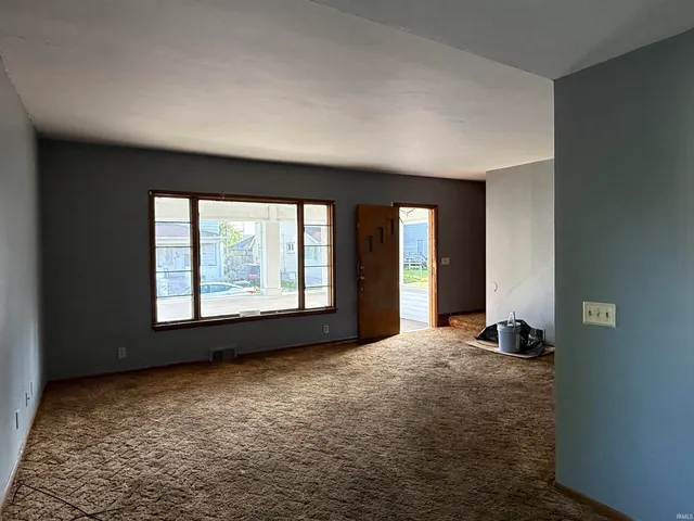 $64,900 | 215 West 7th Street, Marion, IN 46953