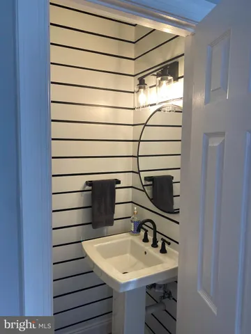 $3,399 | 2509 William Taft Court, Herndon, VA 20171