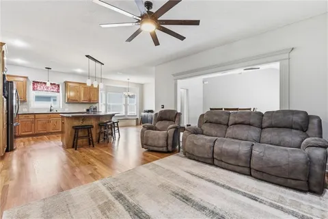 $495,000 | 21414 Clearcreek Parkway, Shawnee, KS 66218