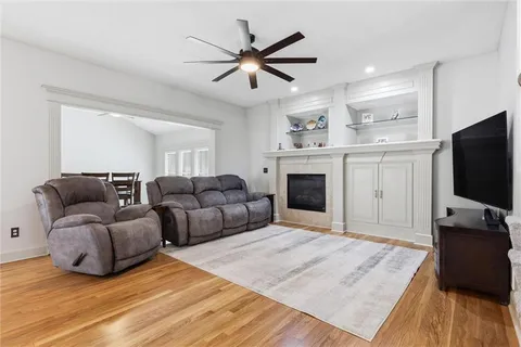 $495,000 | 21414 Clearcreek Parkway, Shawnee, KS 66218
