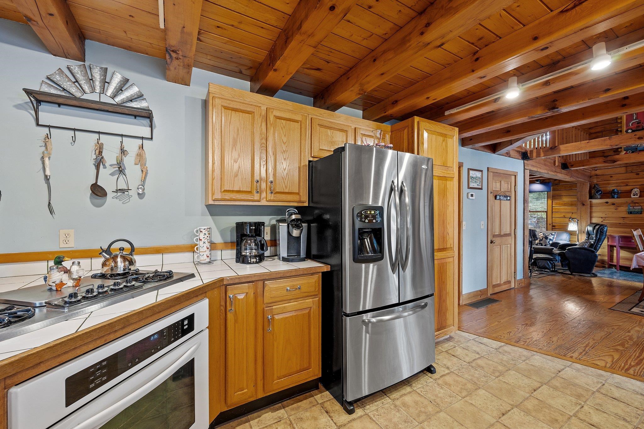 72 Circle Point Road Sanbornton, NH 03269 - Photo 15 of 40