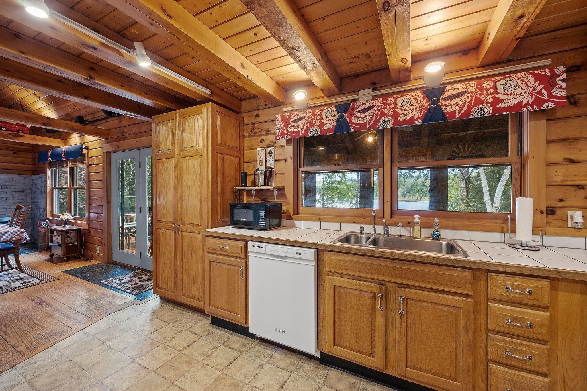 72 Circle Point Road Sanbornton, NH 03269 - Photo 16 of 40