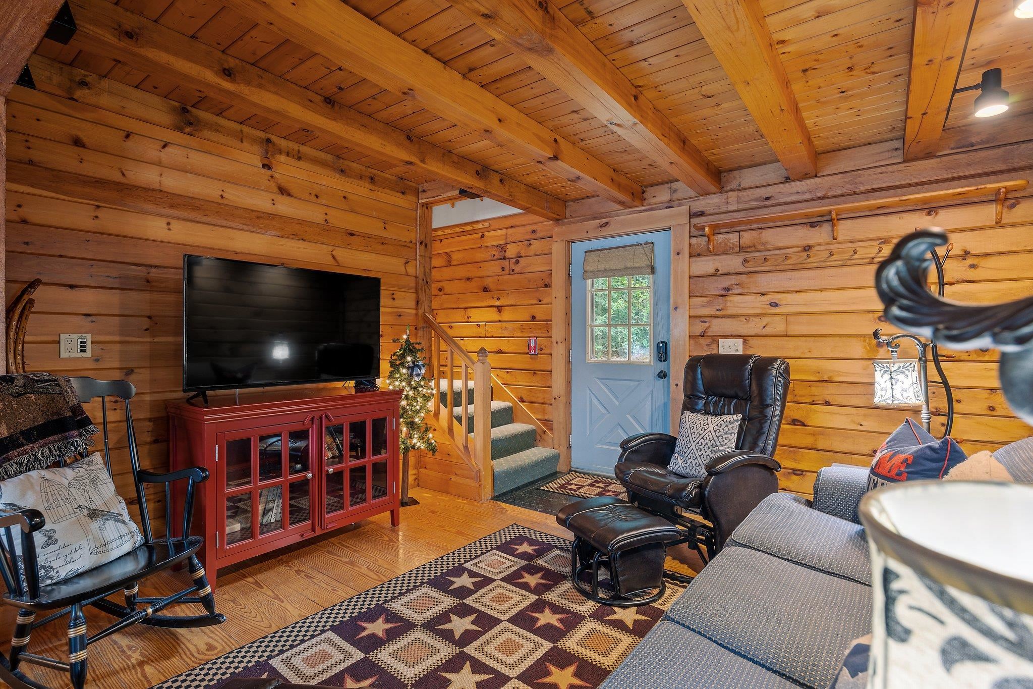 72 Circle Point Road Sanbornton, NH 03269 - Photo 10 of 40