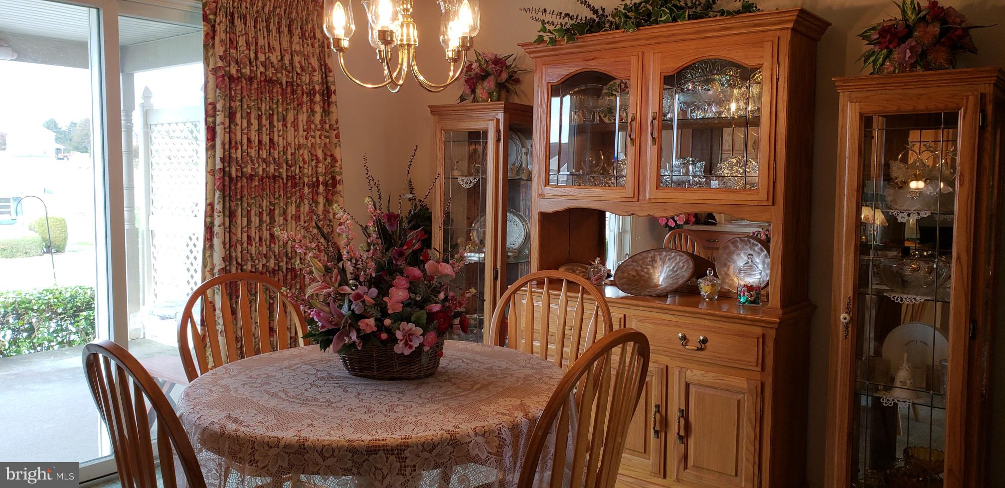 90 Rock Road Ephrata, PA 17522 - Photo 8 of 43 Dining Area