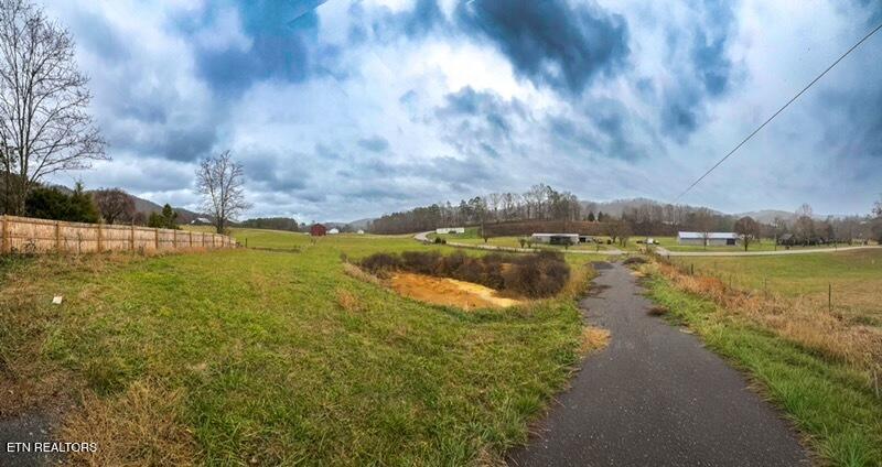2015 Tater Valley Road Washburn, TN 37888 - Photo 3 of 4 IMG_4222