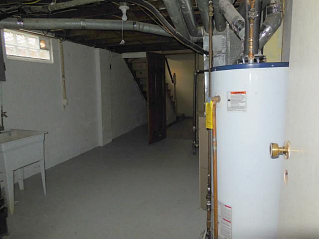 4448 Okell Road Columbus, OH 43224 - Photo 14 of 24 Gallery Image 14