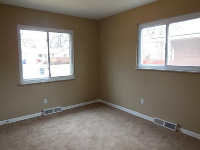 4448 Okell Road Columbus, OH 43224 - Photo 10 of 24 Gallery Image 10