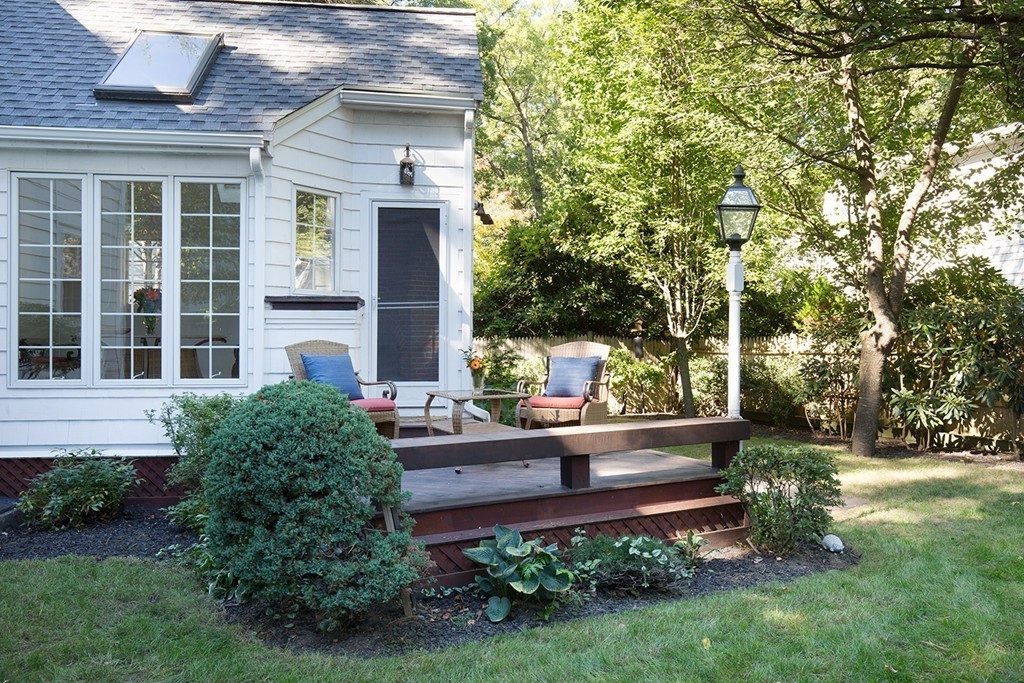 60 Dwhinda Road Newton, MA 02468 - Photo 8 of 8