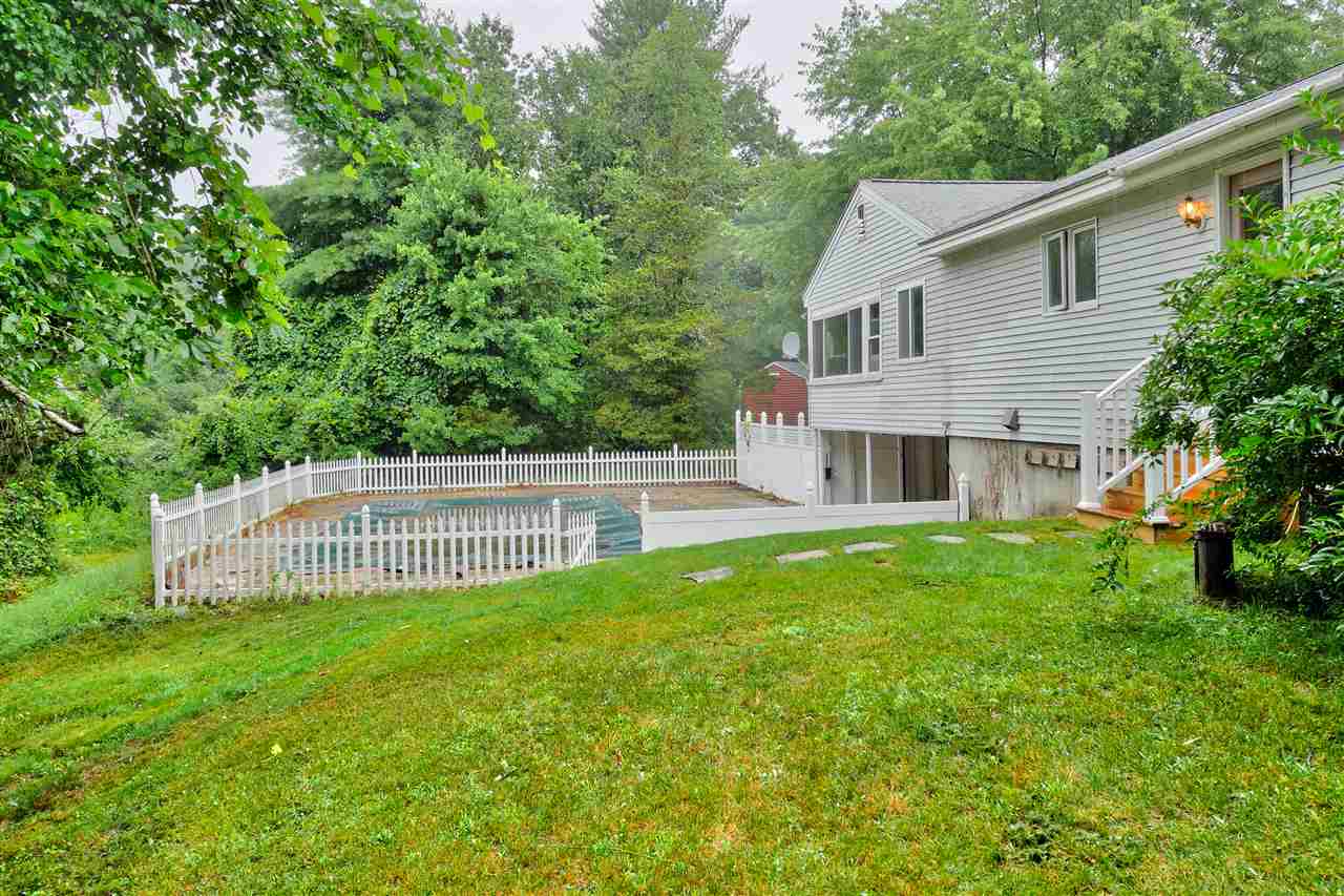11 Rte 13 Amherst, NH 03031 - Photo 31 of 32