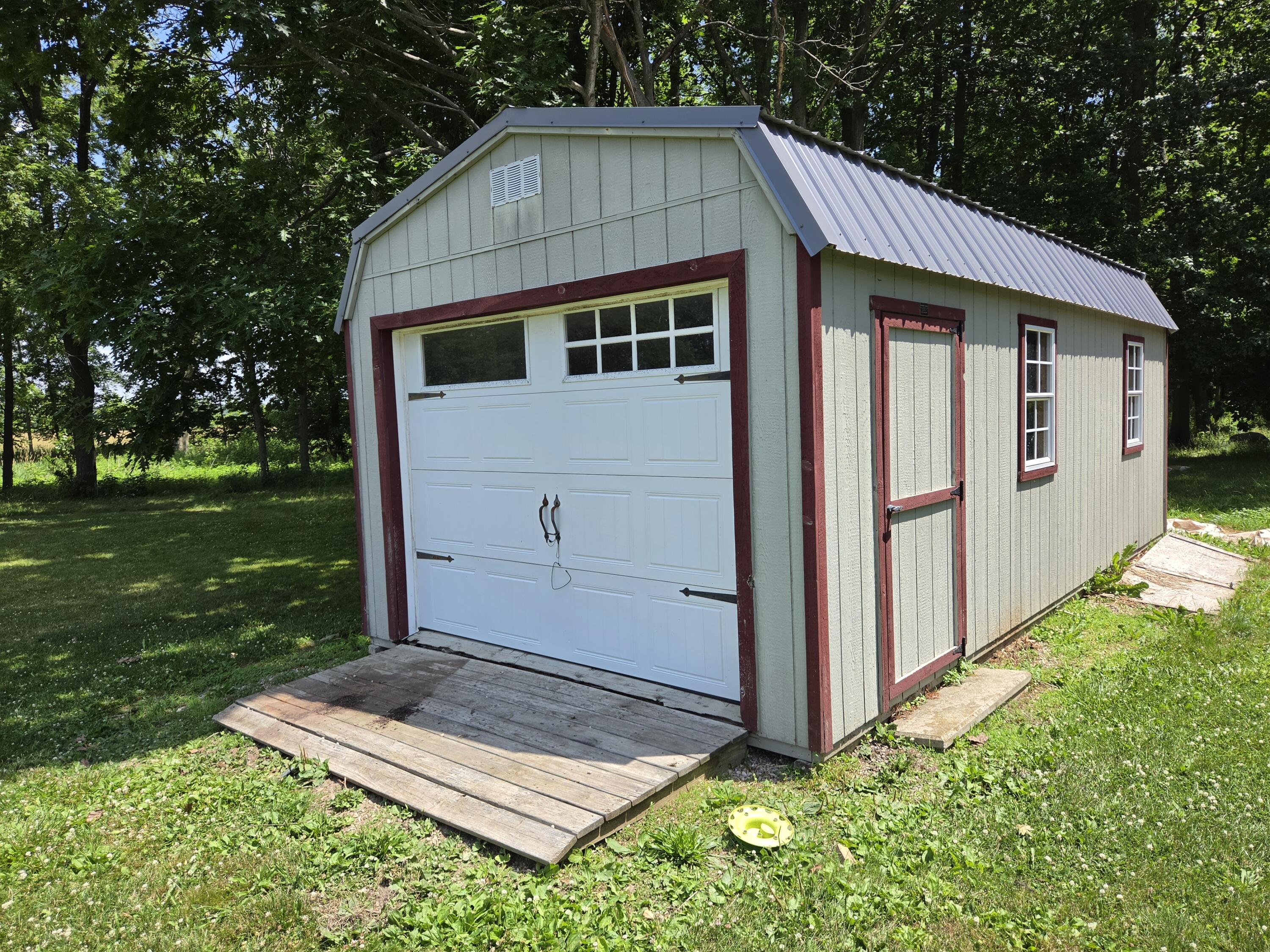 14667 Tripp Road Camden, MI 49232 - Photo 4 of 27 20260702_123827