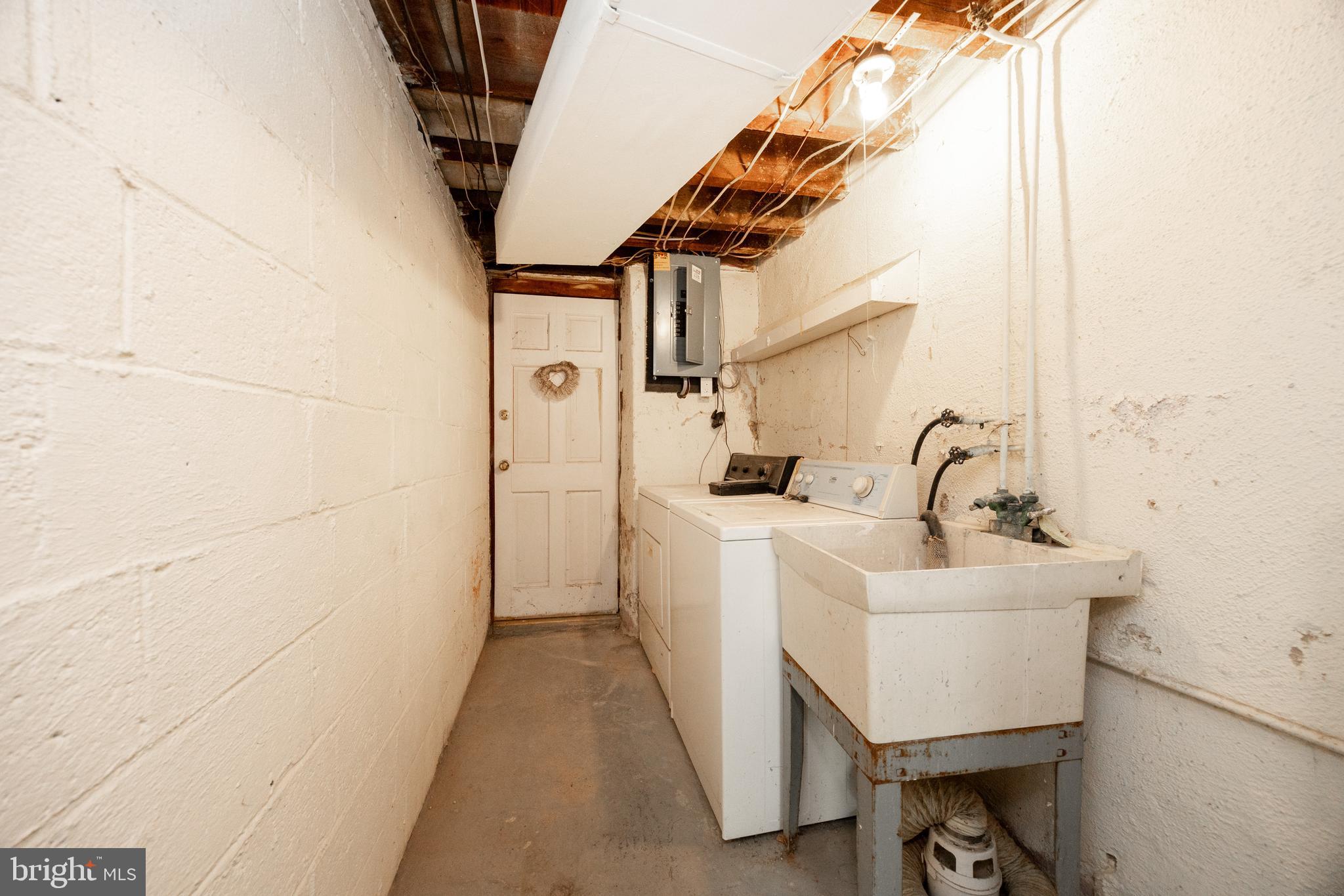 3128 Disston Street Philadelphia, PA 19149 - Photo 12 of 20
