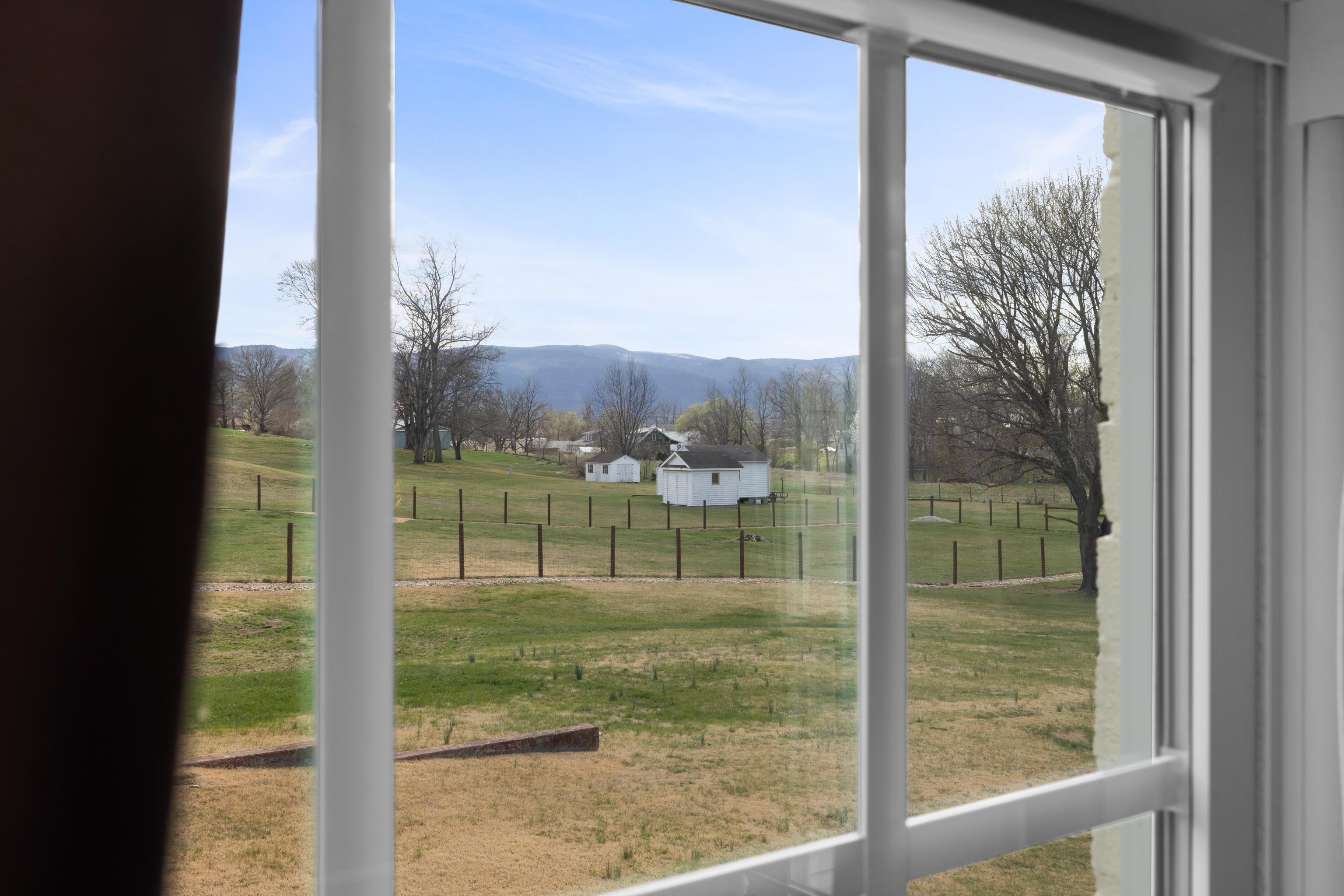 151 Stuart Avenue Stuarts Draft, VA 24477 - Photo 38 of 75