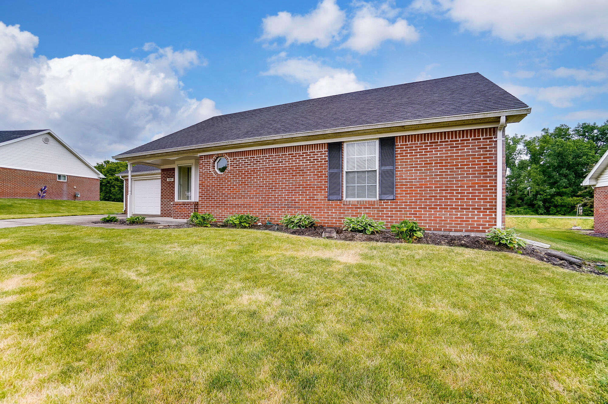 1267 Pheasant Run Springfield, OH 45503 - Photo 2 of 36 Gallery Image 2
