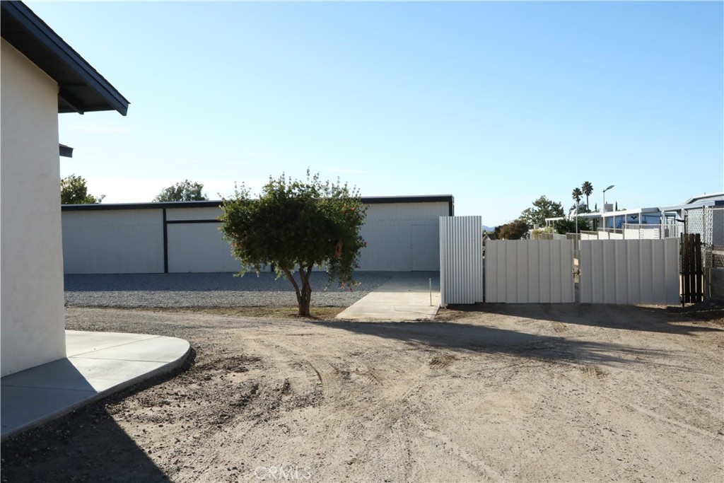 1002 California Street Calimesa, CA 92320 - Photo 13 of 14