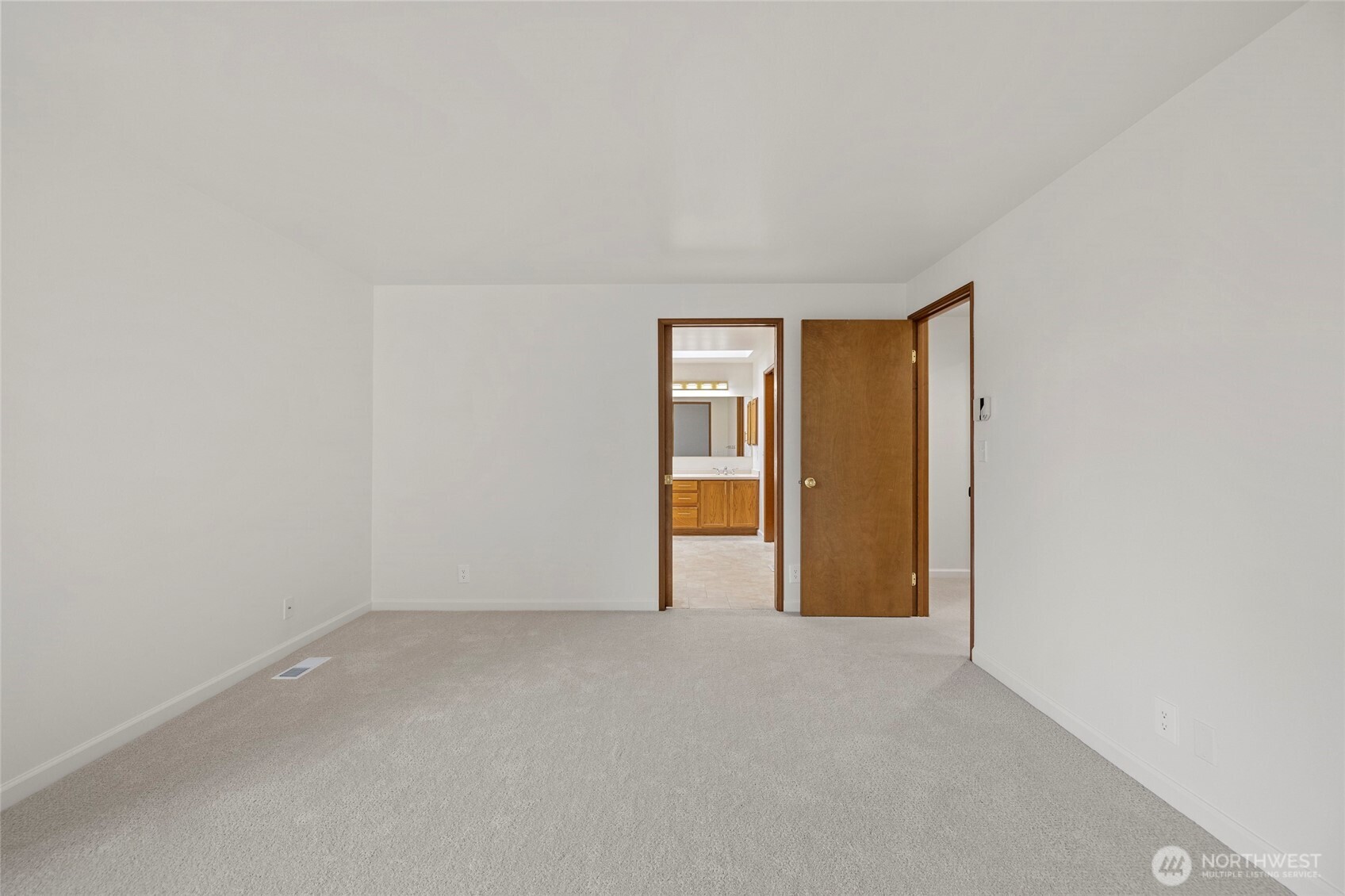 2064 Hoquiam Court Northeast Renton, WA 98059 - Photo 25 of 40
