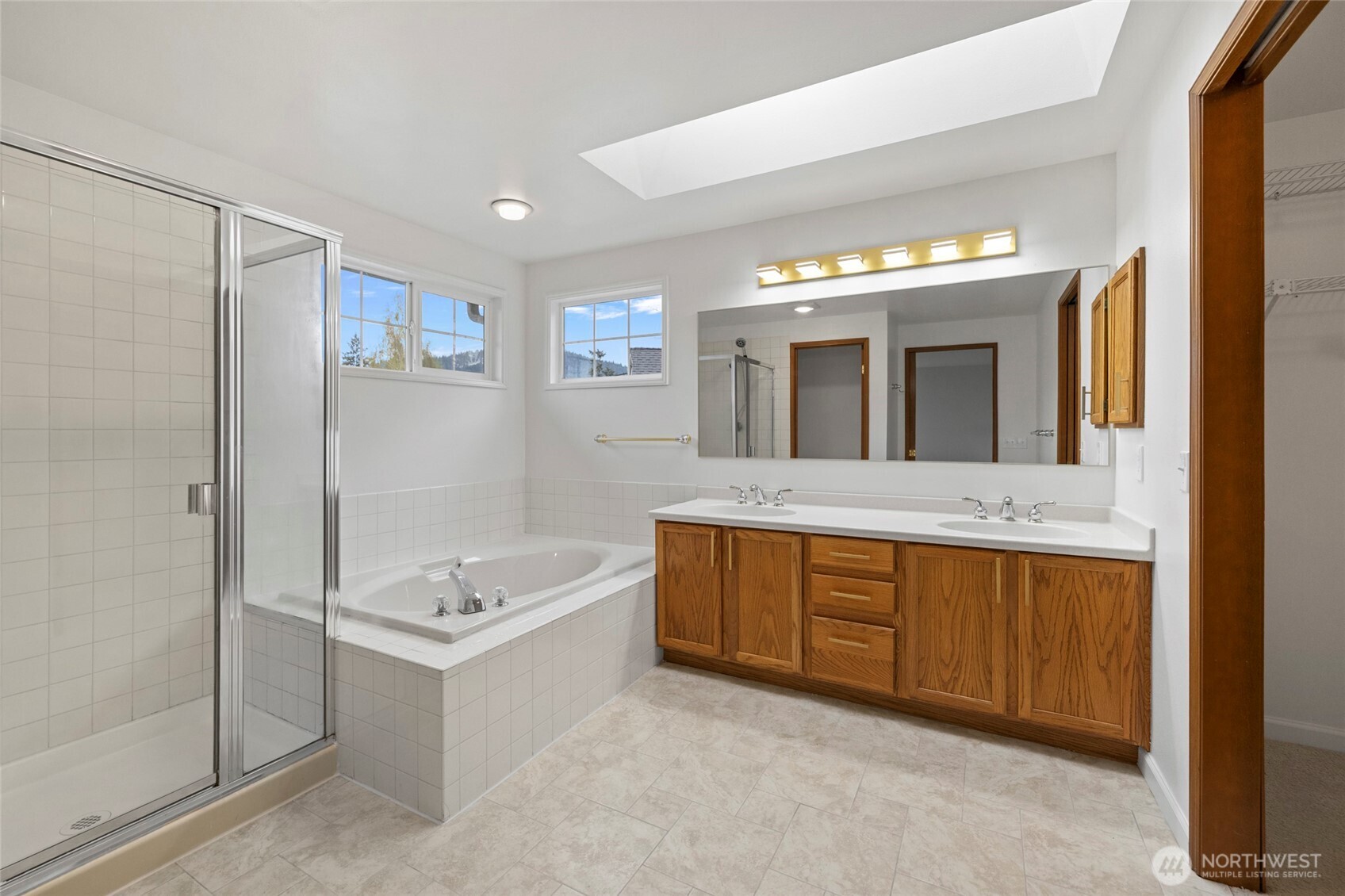 2064 Hoquiam Court Northeast Renton, WA 98059 - Photo 27 of 40