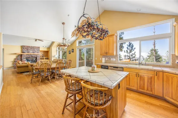 $798,000 | 295 Fairway Drive, Lake Arrowhead, CA 92352
