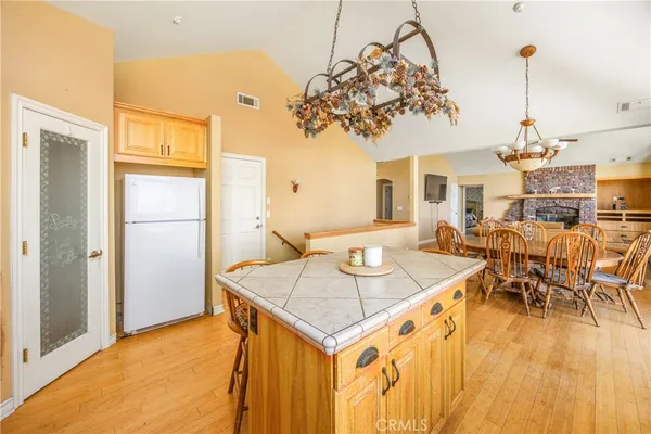 $798,000 | 295 Fairway Drive, Lake Arrowhead, CA 92352
