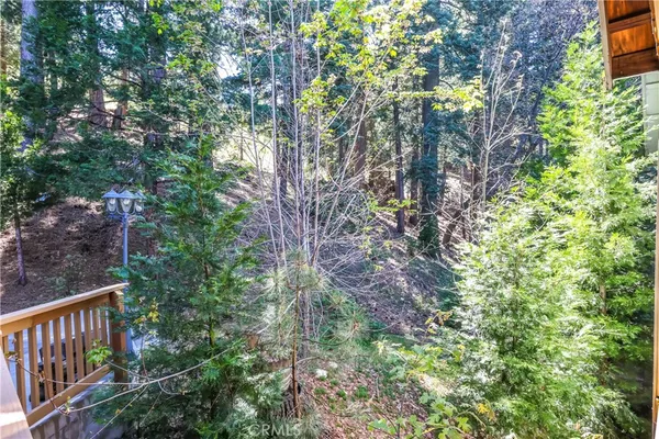 $798,000 | 295 Fairway Drive, Lake Arrowhead, CA 92352