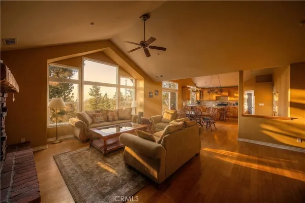$798,000 | 295 Fairway Drive, Lake Arrowhead, CA 92352