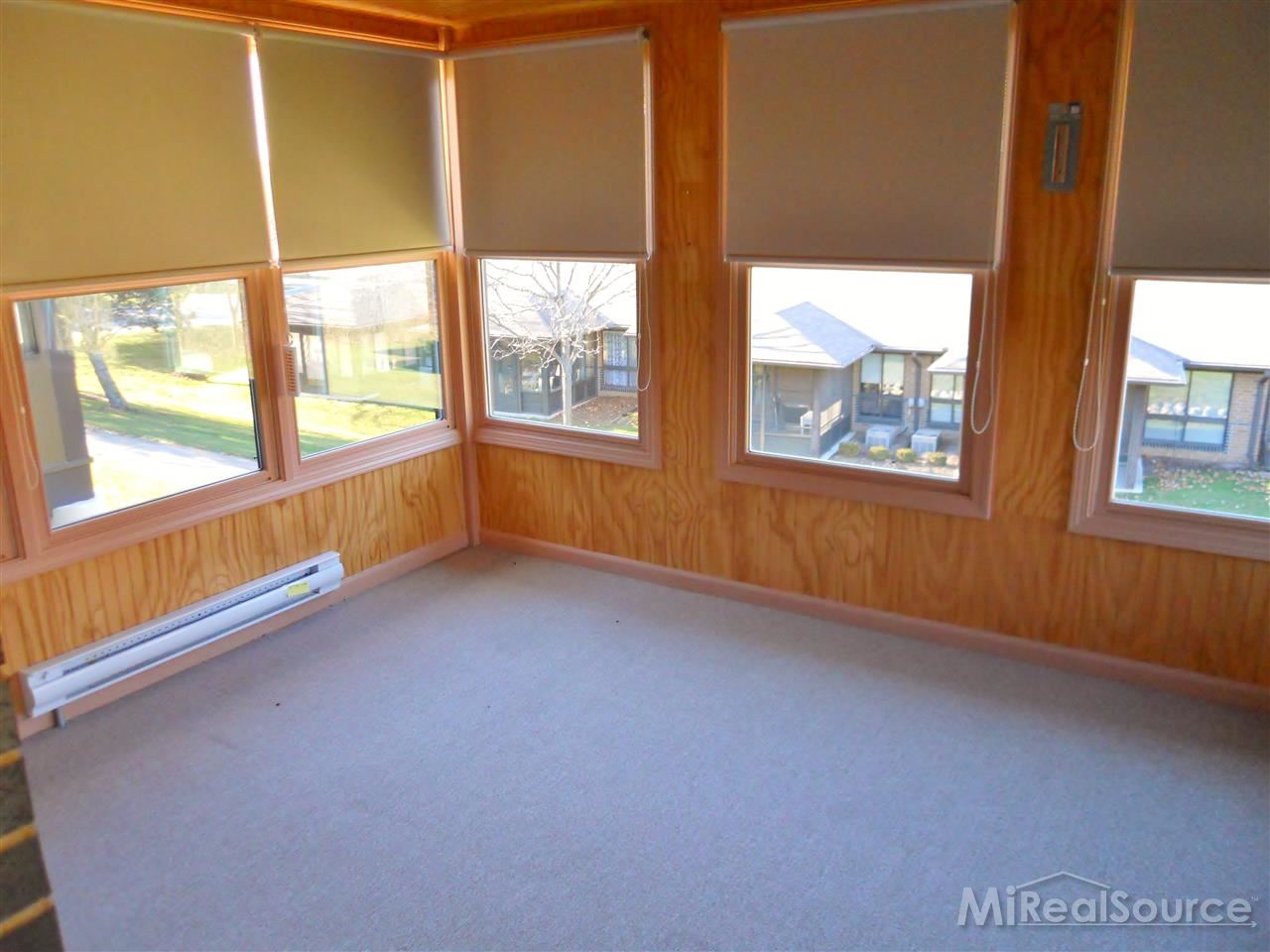 922 Wexford Way Rochester, MI 48307 - Photo 6 of 12 3 Seasons Sun Room